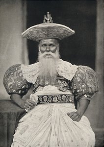 Lokal leder i Kandy i den gamle singalesiske drakten, 1926 av Unbekannt