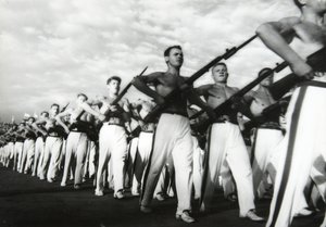 Parade of the Young Communists, Moskva, USSR, 1930-tallet av Unbekannt