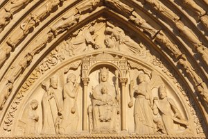 Paris Notre Dame katedral vestfløy: Saint Anne's gate tympanon, Paris, Frankrike av Unbekannt