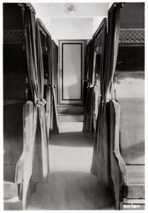 Passasjerrommet til Zeppelin LZ 126, c1924 1933 av Unbekannt