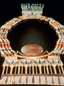 Pectoral fra Tutankhamons grav, 1300-tallet f.Kr av Unbekannt