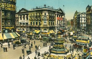 Piccadilly Circus, London, c1910. av Unbekannt