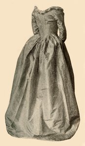 Bilde av en blå interessant kjole båret av Mrs St Clair, c1760, 1937. av Unbekannt