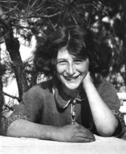 Portrett av Simone Weil (s/hv-bilde) av Unbekannt