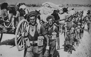 Presser videre fra brohodet, 1943-44 av Unbekannt