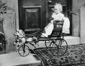 Prins Albert Windsor i en alder av ett år, c1896 av Unbekannt
