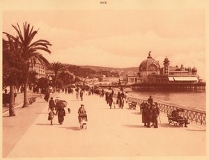 Promenade des Anglais and the Jetty Palace, Nice, 1930. av Unbekannt