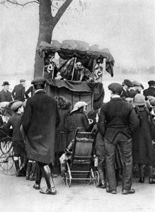 Punch and Judy-show i Putney, London, 1926-1927 av Unbekannt