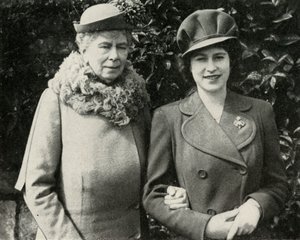 Dronning Mary med prinsesse Elizabeth, april 1944, 1951. av Unbekannt