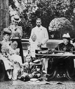 Dronning Victoria og familie på Osborne House, sent på 1800-tallet av Unbekannt