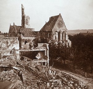 Ødelagt kirke, Vauxaillon, Nord-Frankrike, c1914-c1918 av Unbekannt