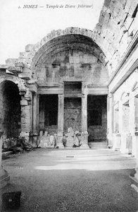 Ødelagt interiør av det romerske Diana-tempelet, Nimes, Frankrike, 1900-tallet av Unbekannt