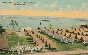Sjømenn i Camp, US Naval Station, Guantanamo Bay, c1911 av Unbekannt