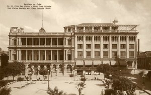Santiago de Cuba - San Carlos Society og Casa Granda Hotel, ca 1920-tallet. av Unbekannt