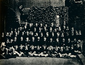 Skolehuset, Harrow, 1887, 1945. av Unbekannt