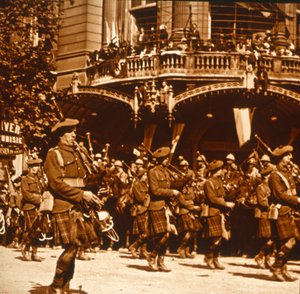 Skotske soldater, 14. juli 1919 av Unbekannt