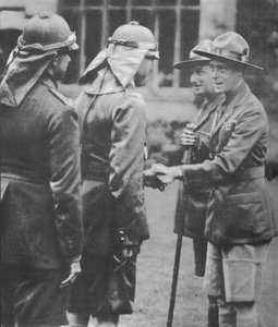 Speidere ønsket velkommen av prinsen av Wales på jamboreen i Arrowe Park, Birkenhead, 1929 1936 av Unbekannt