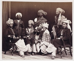 Sønner av Nowroz Khan med ledsagere, ca 1878 av Unbekannt