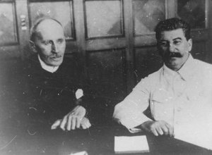 Den sovjetiske lederen Josef Stalin med den franske forfatteren Romain Rolland, Moskva, USSR, 28. juni 1935 av Unbekannt