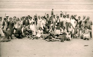 Sportsdag for Gloucester Hotel-festen på La Publente Beach, Jersey, 1938 av Unbekannt