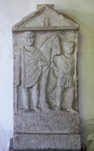 Stele, Valerio Alucenzio, stein, 3. århundre. av Unbekannt