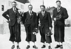 Svensk langrennslag, olympiske vinterleker, Garmisch-Partenkirchen, Tyskland, 1936 av Unbekannt