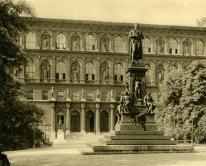 Kunstakademiet og Schiller-monumentet, Wien, Østerrike, c1935. av Unbekannt