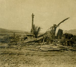 Golgata ved Les Éparges, Nord-Frankrike, c1914-c1918. av Unbekannt