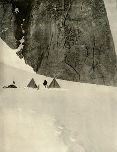 Leiren under granittsøylen, en halv mil fra Lower Glacier Depot ... 27. januar 1909 av Unbekannt