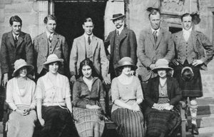 Hertugen av York med skuddfesten til jarlen av Strathmores, Skottland, 1921 av Unbekannt