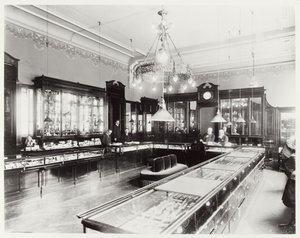 The Faberge Emporium (s/hvitt bilde) av Unbekannt