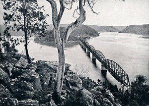 Hawkesbury River and Bridge, c1900. av Unbekannt