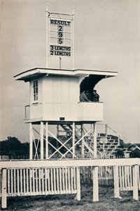 The New Judges Box, Kempton Park, c1940 av Unbekannt