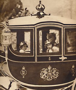 Prinsessene går forbi, 12. mai 1937 av Unbekannt
