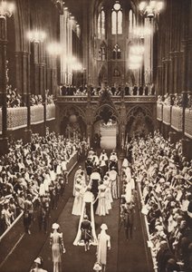 Procession Into The Abbey, 1937 av Unbekannt