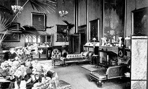 The Red Drawing Room i Speakers House, Palace of Westminster, London, c1905 av Unbekannt