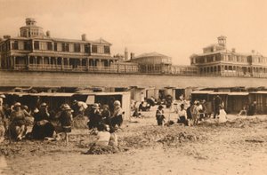 Den kongelige residens og Esplanade, c1928 av Unbekannt
