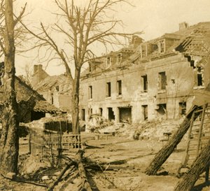 Glassverket i Soissons, Nord-Frankrike, c1914-c1918 av Unbekannt