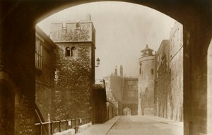 Tower of London. St. Thomas og klokketårnet, c1910. av Unbekannt