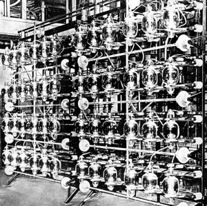 Sendeventiler ved Marconi Station i Carnarvon, Gwynedd, 1926 av Unbekannt