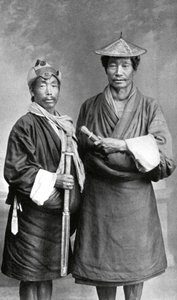 To sikkimesiske menn, c1910 av Unbekannt