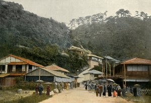 Rue A Nunobiki, P-less Kobe, A lavere d medlem Nunobiki, nær Kobe, 1900. av Unbekannt