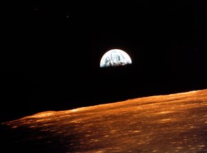 Utsikt over jorden fra Apollo 10 i bane rundt månen, 1969 av Unbekannt