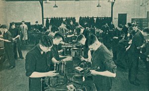 Verksted for trådløs operatørmekanikk, 1940 av Unbekannt