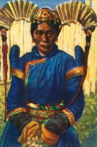 Kvinne med tradisjonell hodeplagg, Mongolia, c1928. av Unbekannt