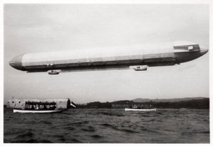 Zeppelin LZ3 luftbåren, Tyskland, c1906-1908 1933 av Unbekannt