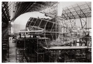 Zeppelin LZ 126 under bygging, Friedrichshafen, Tyskland, 1924 1933 av Unbekannt