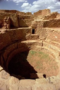 Inngang til en Kiva, bygget ca. 1000-1300-tallet (bilde) (se også 229600) av Unbekannt Unbekannt