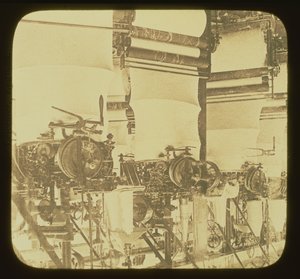 Strikkemaskiner i arbeid i Wolsey Woolen Factory, Leicestershire, ca. 1850 av Unbekannt Unbekannt