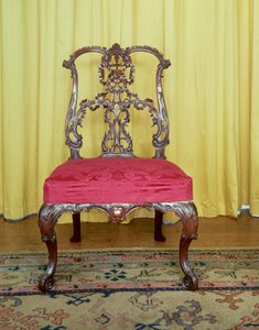 Stol med mahogni bånd i Chippendale-design av Unbekannt Unbekannt